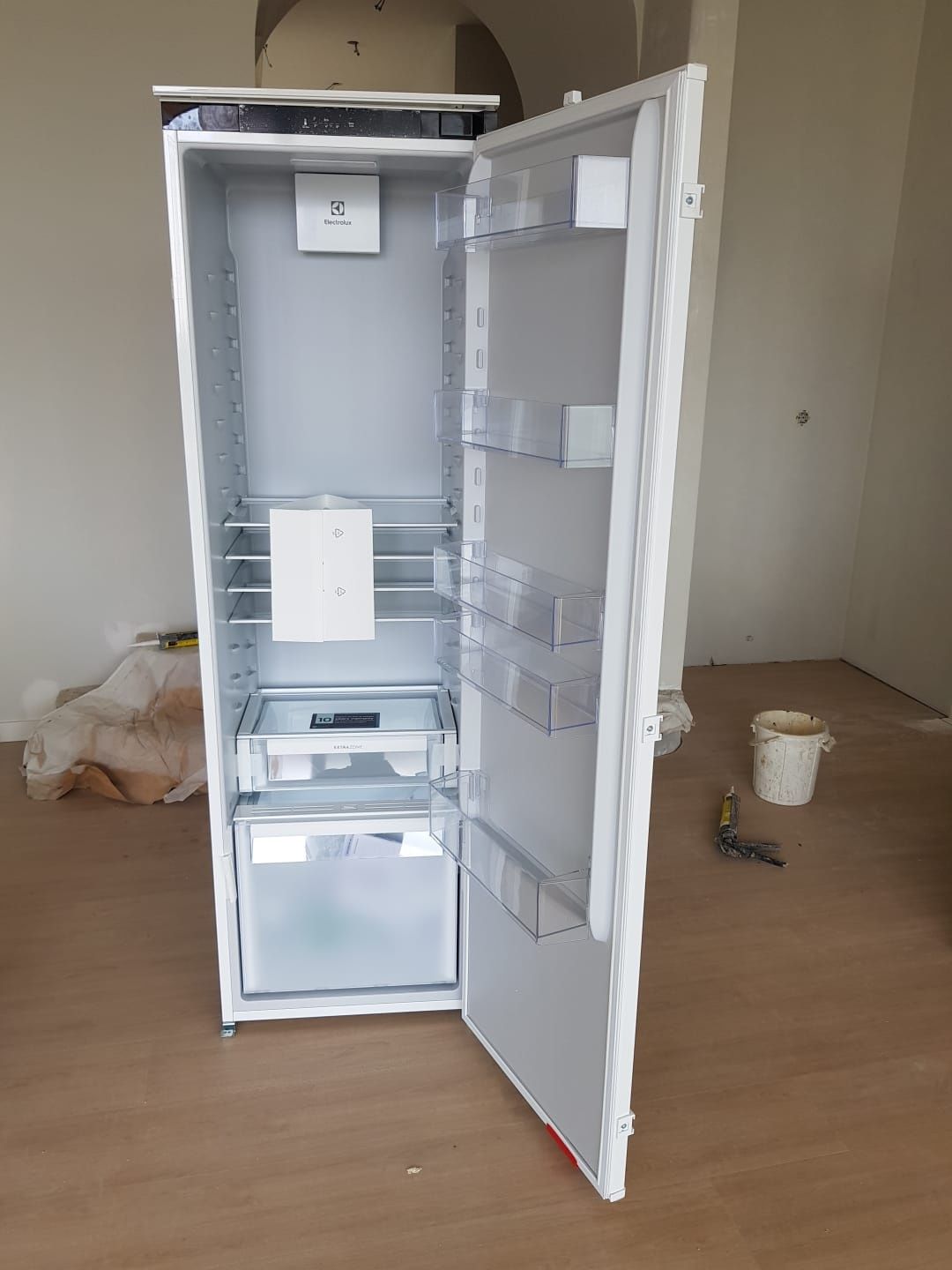 Frigorífico Encastre ELECTROLUX ERD6DE18C (Ventilado-176.9 cm- 310L)