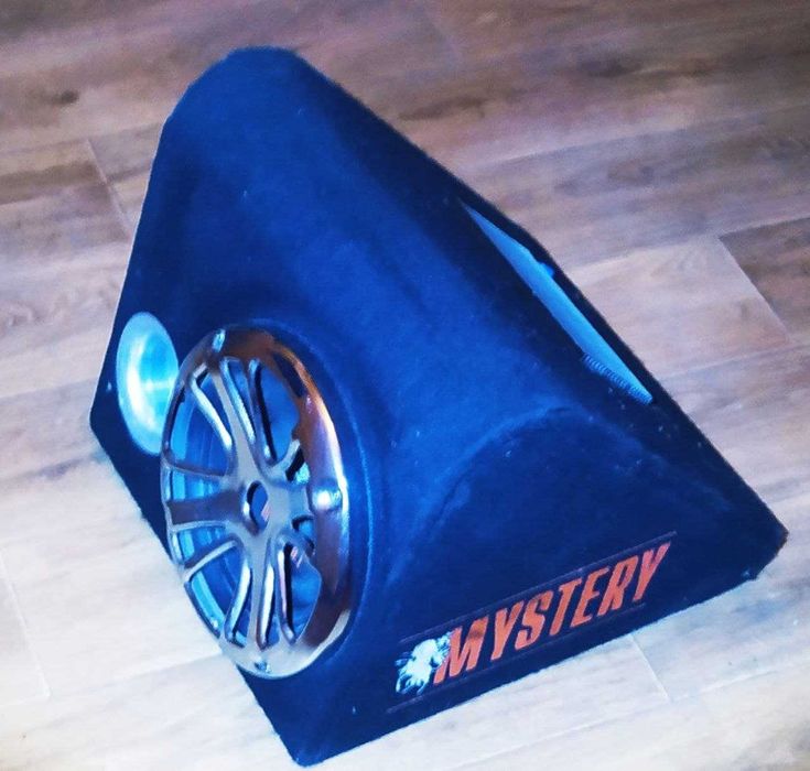 Автомобильный сабвуфер активный(с усилителем) Mystery MBV-251A