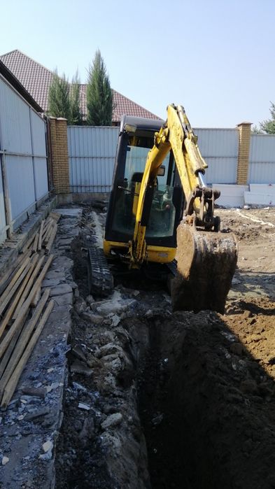 Послуги міні-ексковатора