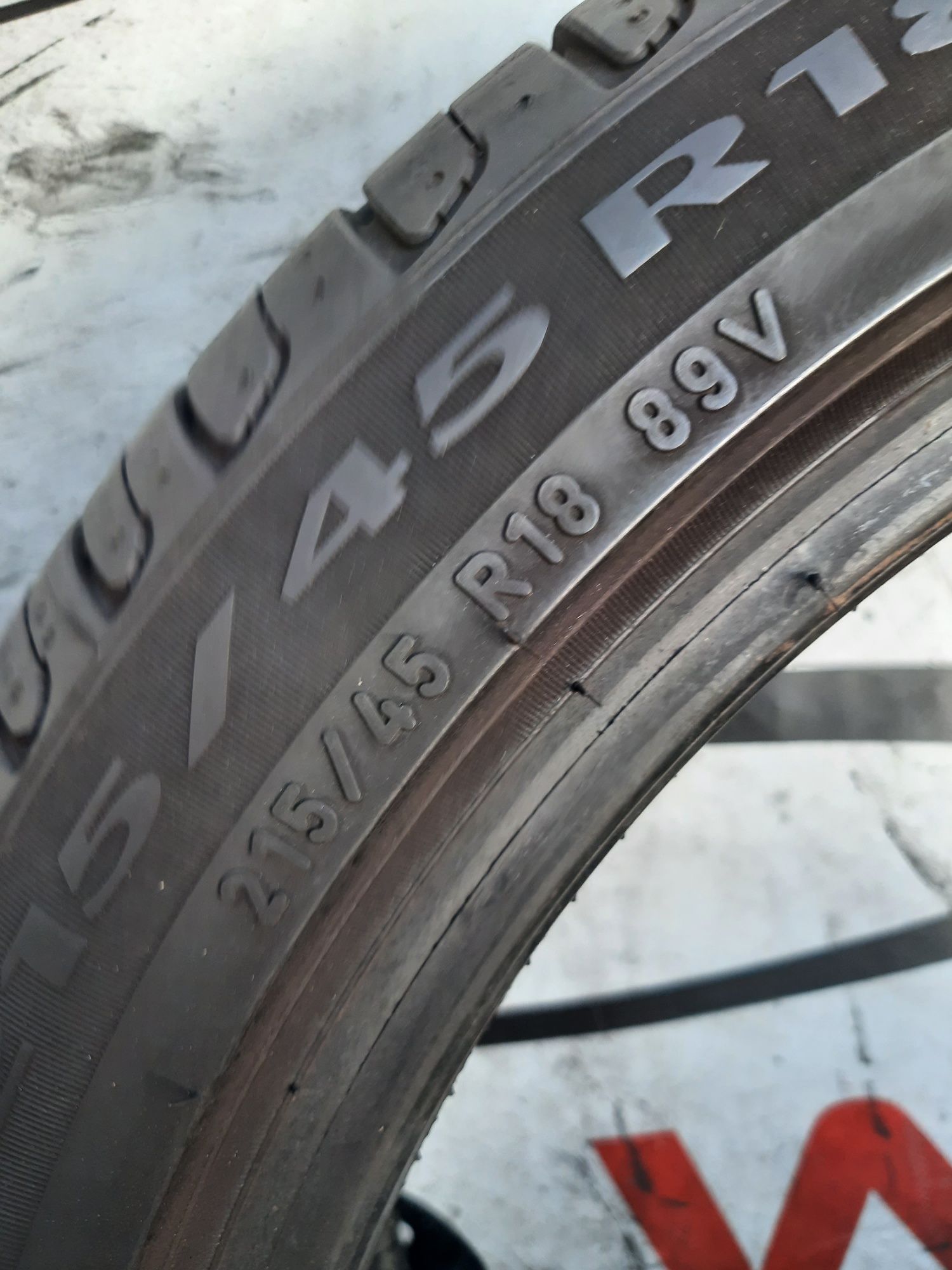 4x 215/45r18 89V Pirelli Cinturato P7