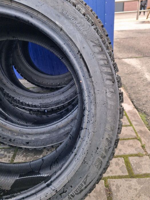 Шини зимові 255/45 R18