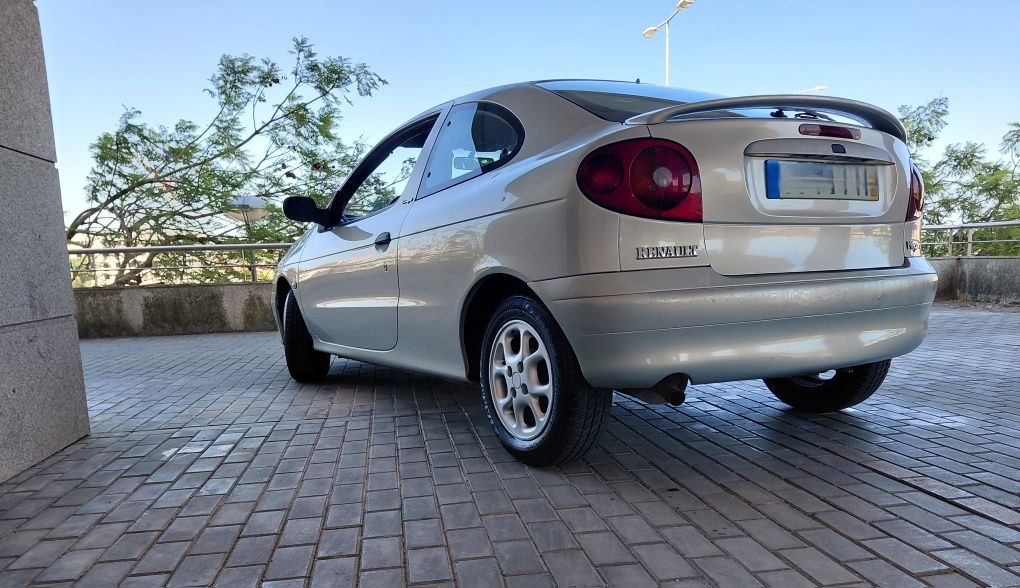 Renault megane coupé 1.4 16v