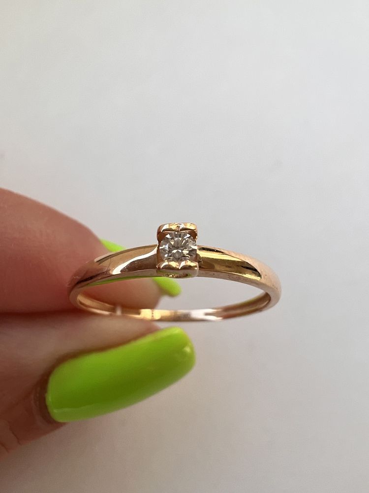 Золотое кольцо с бриллиантом в сердце красное золото 585 пр