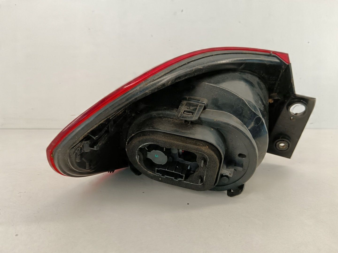 LAMPA PRAWA TYLNA VW TIGUAN I 07-13