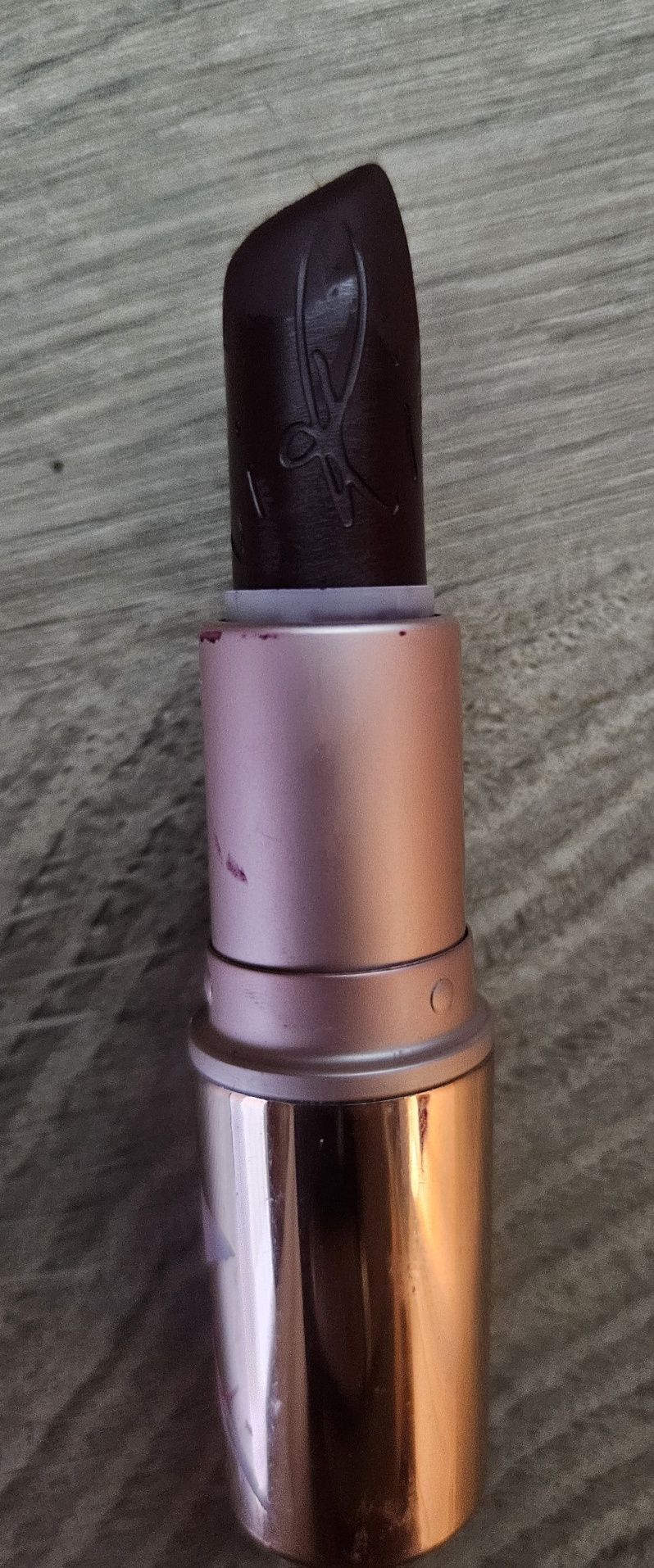 Mac Rihanna talk that talk szminka makijaż
