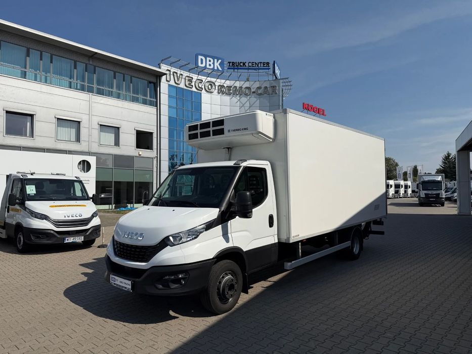 Iveco 70C18  Iveco 70C18 Chłodnia Bi-temp + Winda