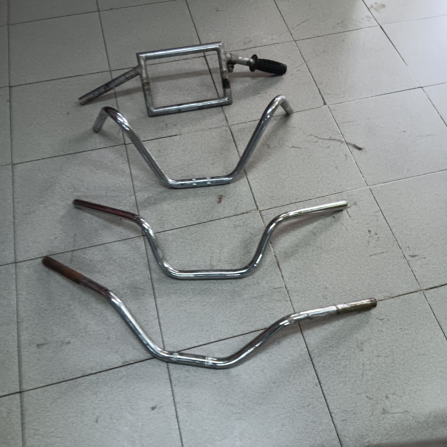 Peças  motas antigas, bsa,ajs,bmw,matchless