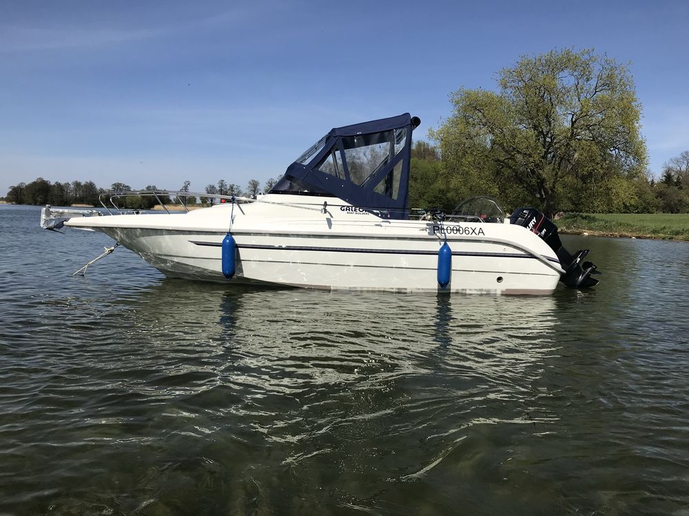 Łódż kabinowa Galia Galeon 660