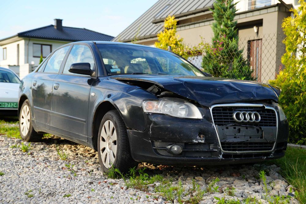 Audi A4 B7 uszkodzony