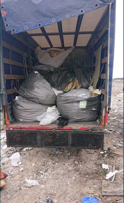 Вивіз сміття та хламу непотребу гілок меблів техніки. Бус Газель ЗІЛ