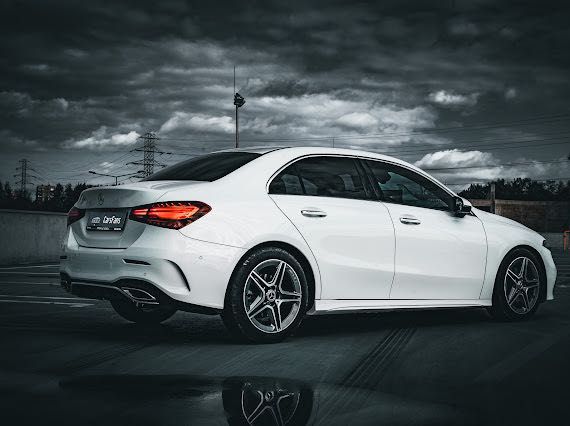 Wynajem Mercedes-benz a200 dostawa cały kraj