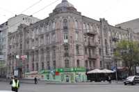 Аренда фасадного магазина Саксаганского - перекресток с Льва Толстого