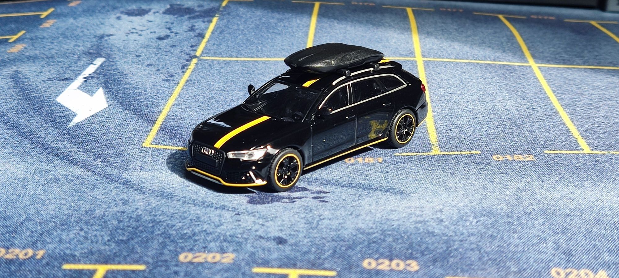 Audi RS6 Avant C7 1:64 , autko gratis za darmo