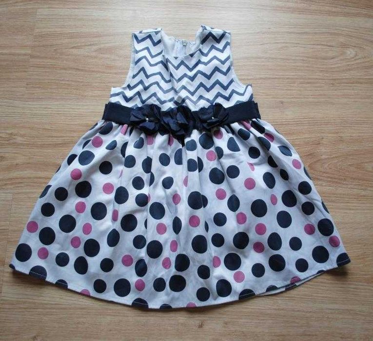 108-> sukienka wyjściowa GROSZKI r.104 elegancka 3-4Y
