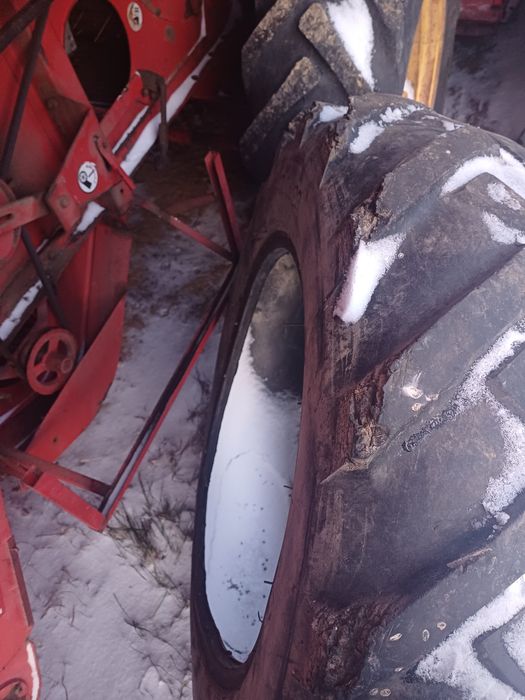 Opony 12,4 28 stomil