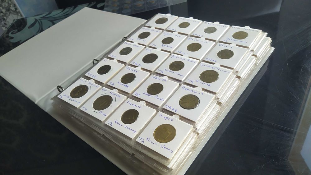 Жетоны Европы 300шт, коллекция в альбоме, 5500грн. Торг