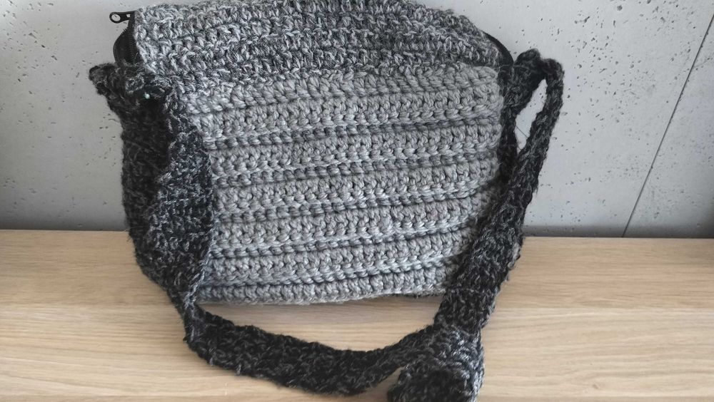 Torebka damska  listonoszka niespotykana Hand Made vintage rękodzieło