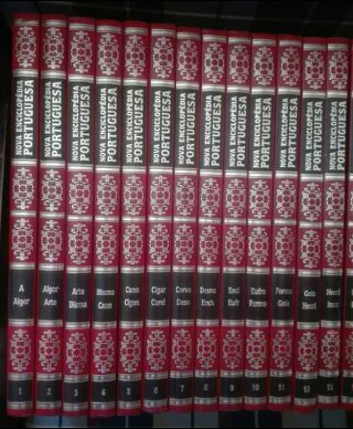 Nova Enciclopédia Portuguesa (Ediclube) - 26 volumes - Como nova