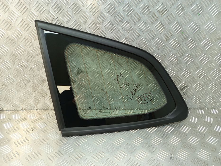 BMW X1 U11 Szyba Karoseryjna Tylna TYŁ Lewa