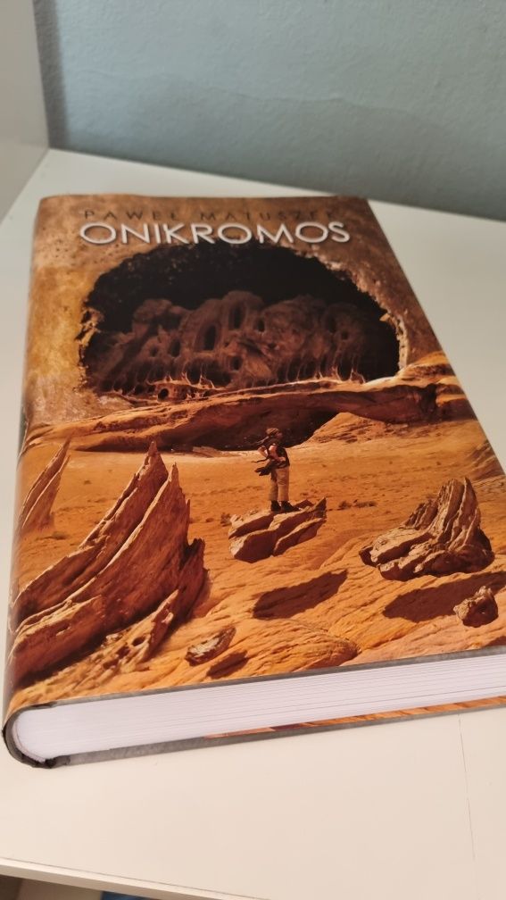 Onikromos

Okładka twarda

Matuszek Paweł
