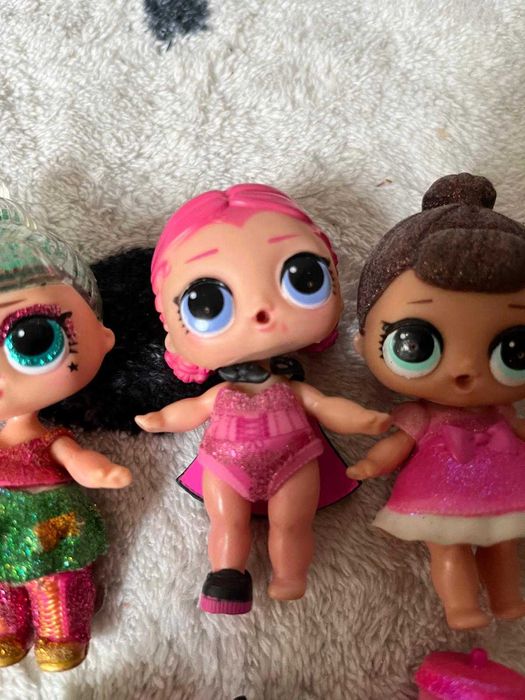 Sprzedam zestaw lalek LOL