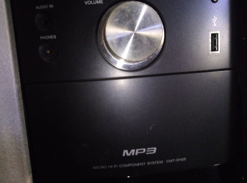 Мини музыкальный центр Sony с блютуз