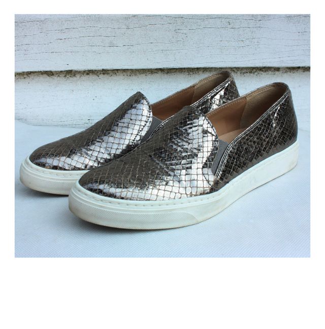 Złote sneakersy Madeleine