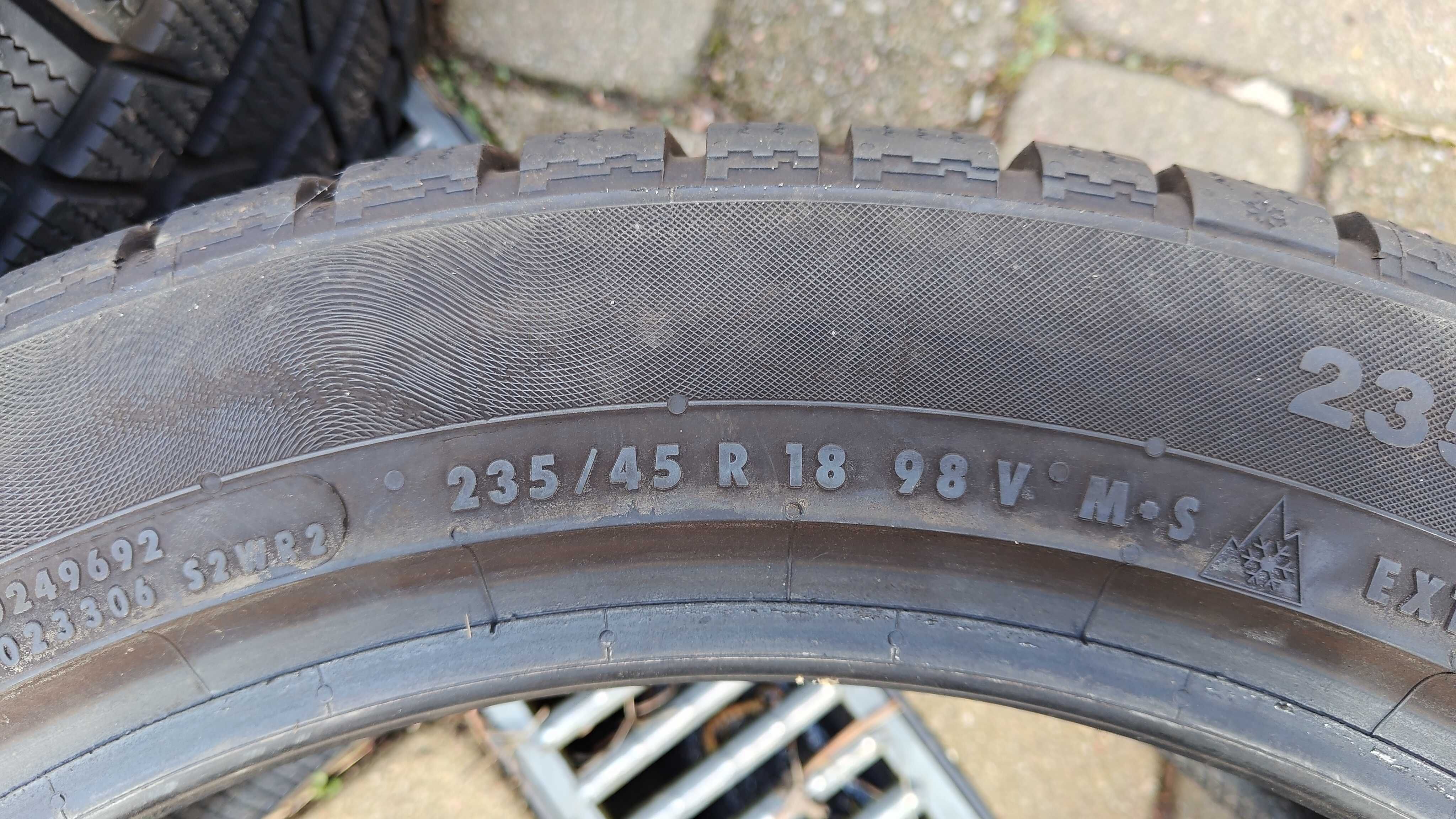 Opony Continental Contiwinter Contact 235/45R18 2 szt.
