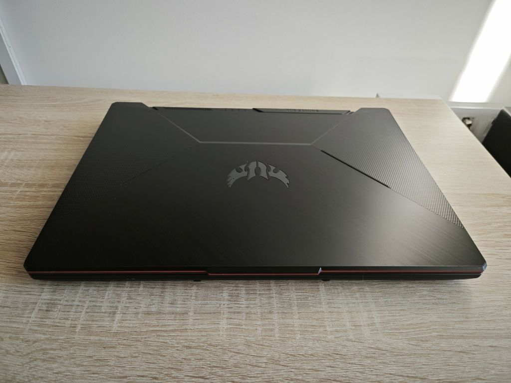 Laptop gamingowy Asus TUF F15 i5 10th GTX 1650 4GB 12GB DDR4 512 NVMe