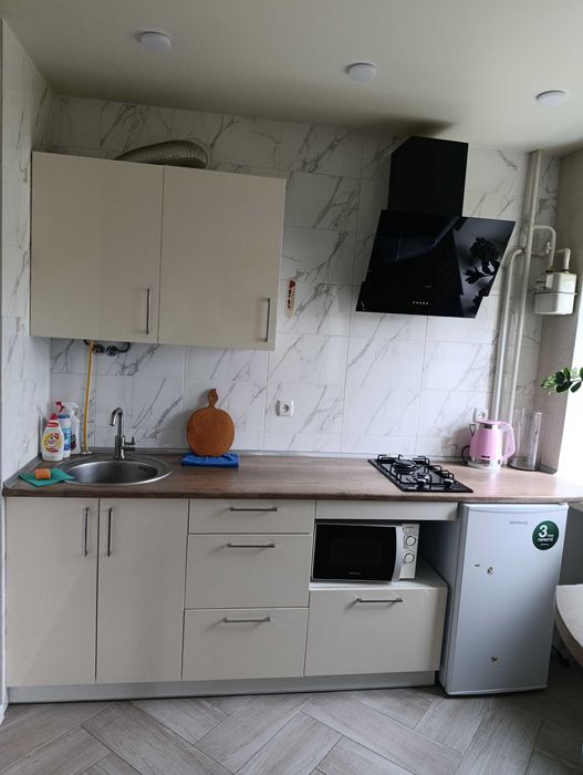 Центр,квартира з євроремонтом,подобово.