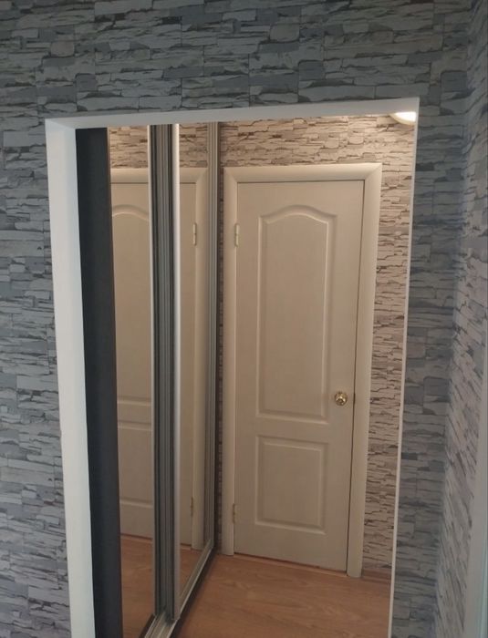 Продам 2-х комнатную квартиру левый берег Є-Відновлення. Ж