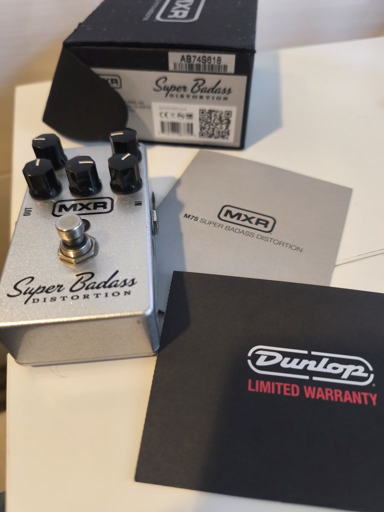 MXR Super Badass distortion - pedal distorção