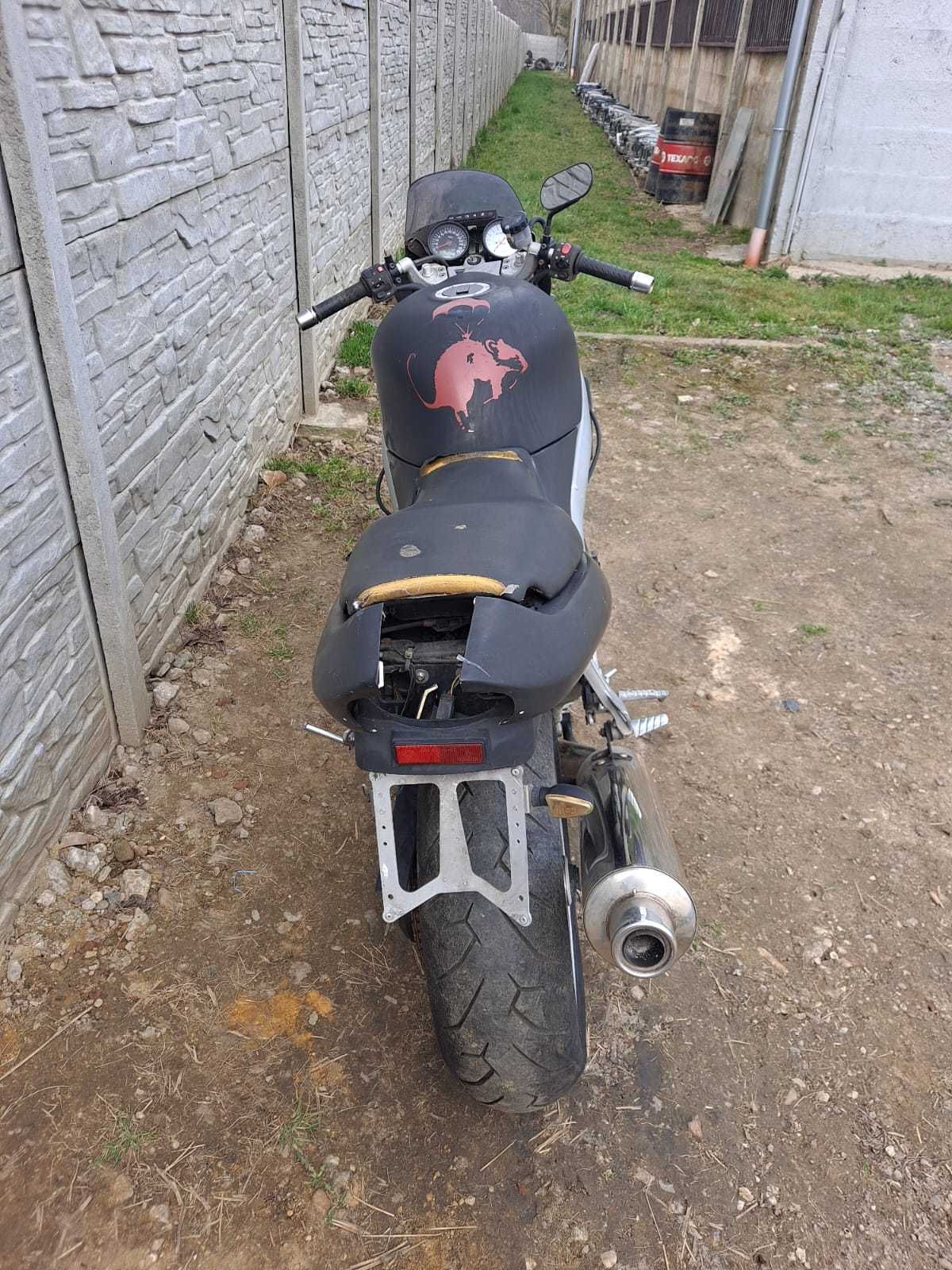 TRIUMPH SPRINT ST 955i triumph st 955i