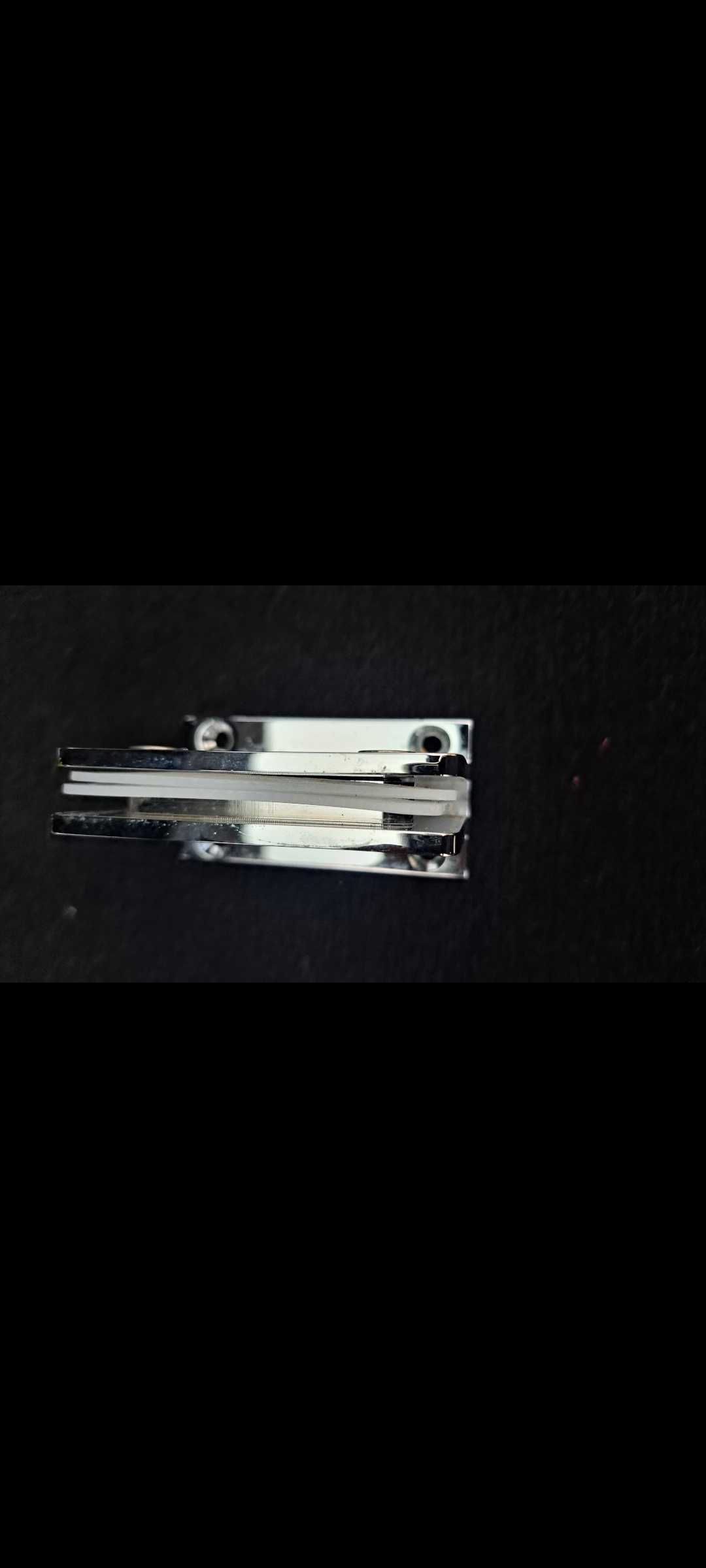 Puxadores e dobradiças com mola de inox, para portas de vidro