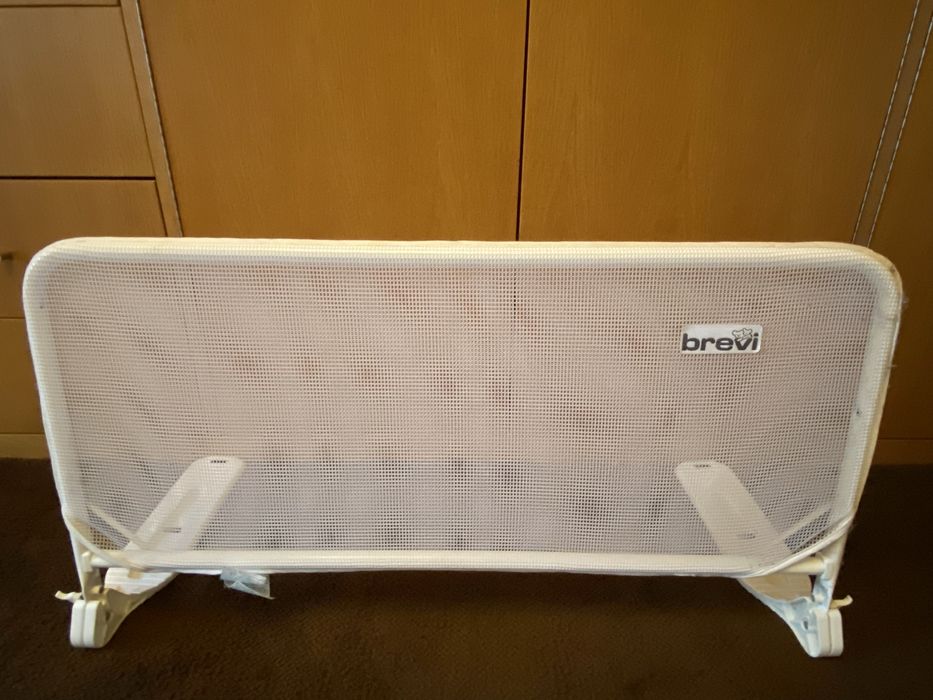 Barreira para cama de criança, da Brevi