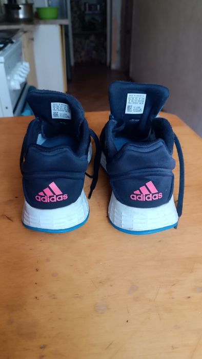 Trampki Adidas w idealnym stanie rozmiar 37,5