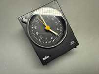Budzik Braun Voice Control