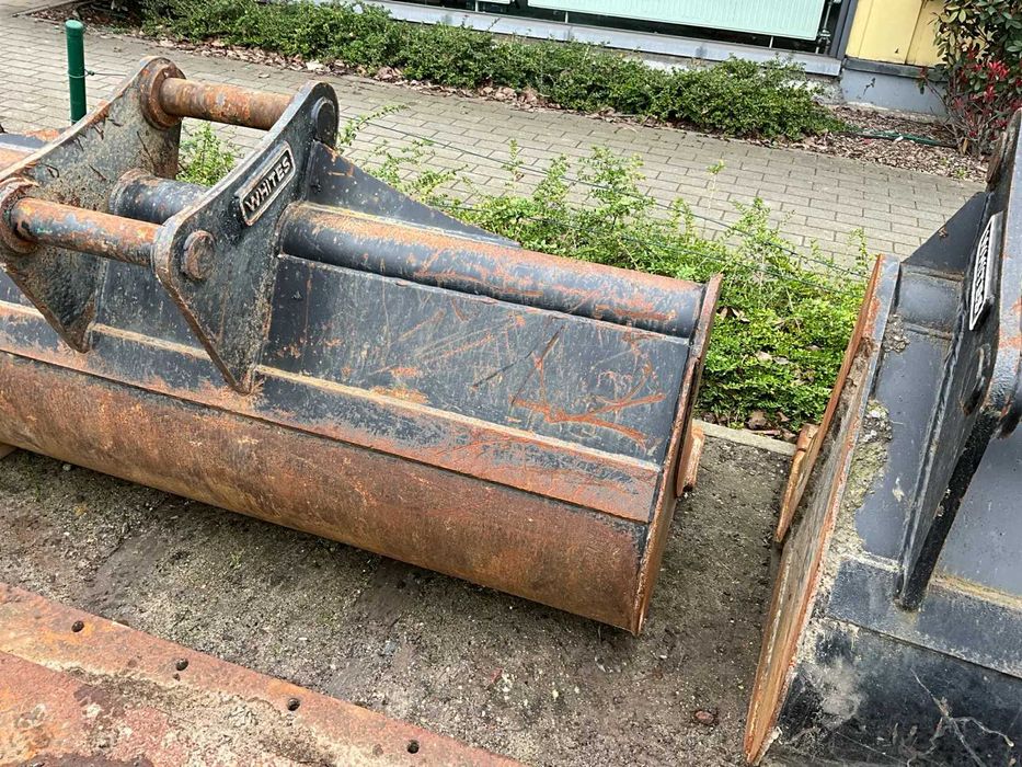 łyżka skarpowa Whites 185cm