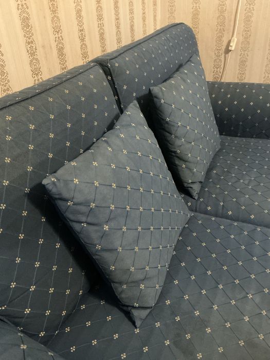 Sofá-cama + sofá individual em tecido