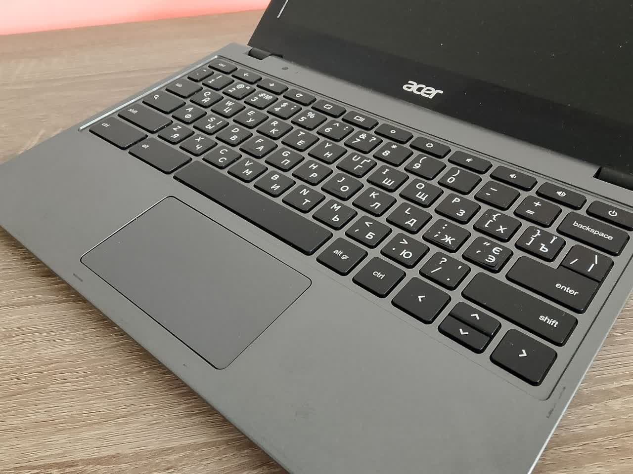 Ігровий металічний ноутбук Acer