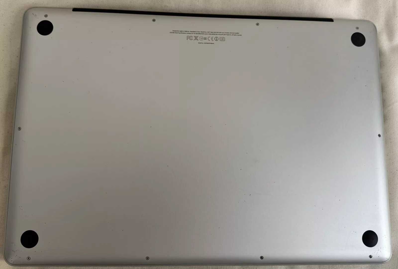 MacBook Pro 17” | 16GB RAM | 256GB SSD | Impecável Final Cut Pro