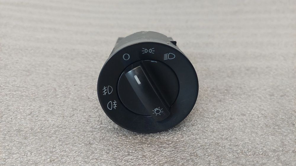 Botão / interruptor de luzes VOLKSWAGEN Polo (9N)