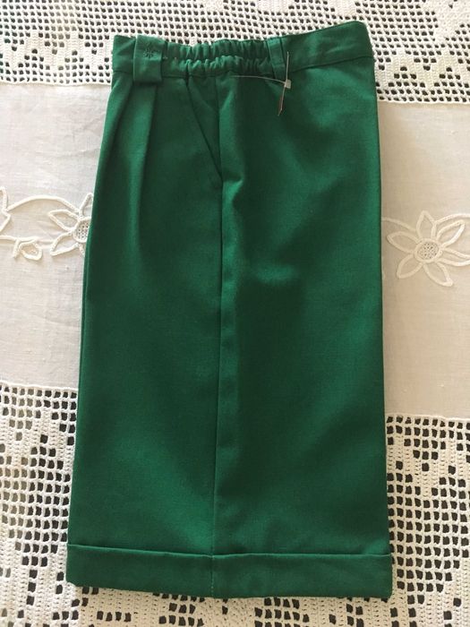 Calções verdes Neck-Neck- NOVOS a ESTREAR, Rapaz 8-10 anos