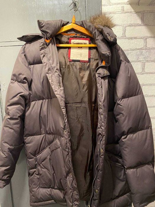 Пухова довга куртка Reebok