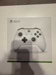 Pad Xbox one, w bardzo dobrym stanie