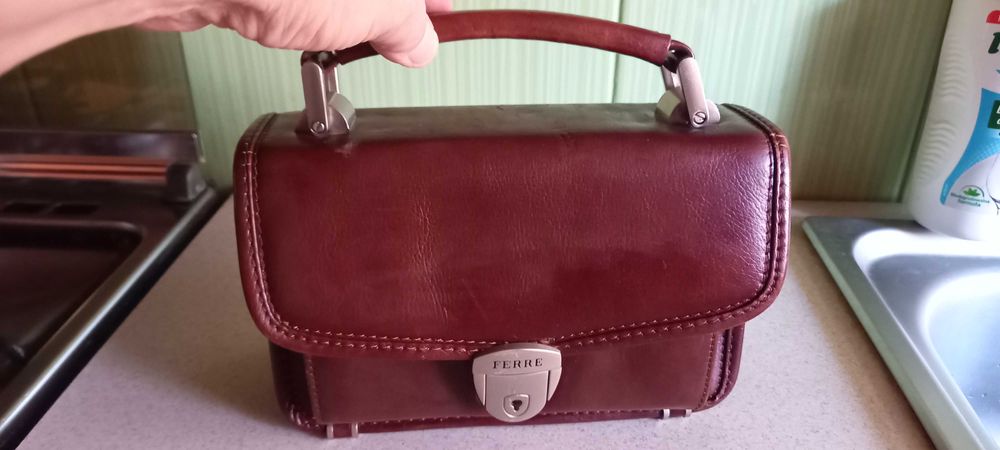 Gianfranco Ferre kuferek od projektanta