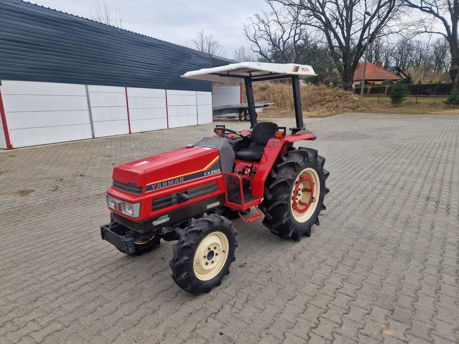 Traktor Traktorek ogrodowy Kubota GL 21 Hinomoto NX 200