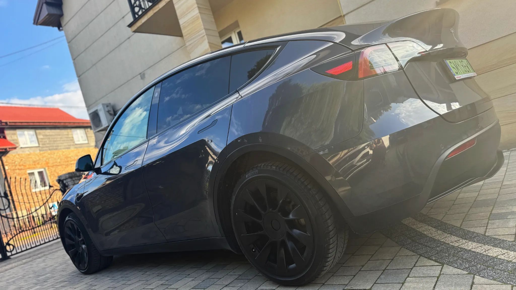 Tesla Y Gwarancja/Wersja europejska