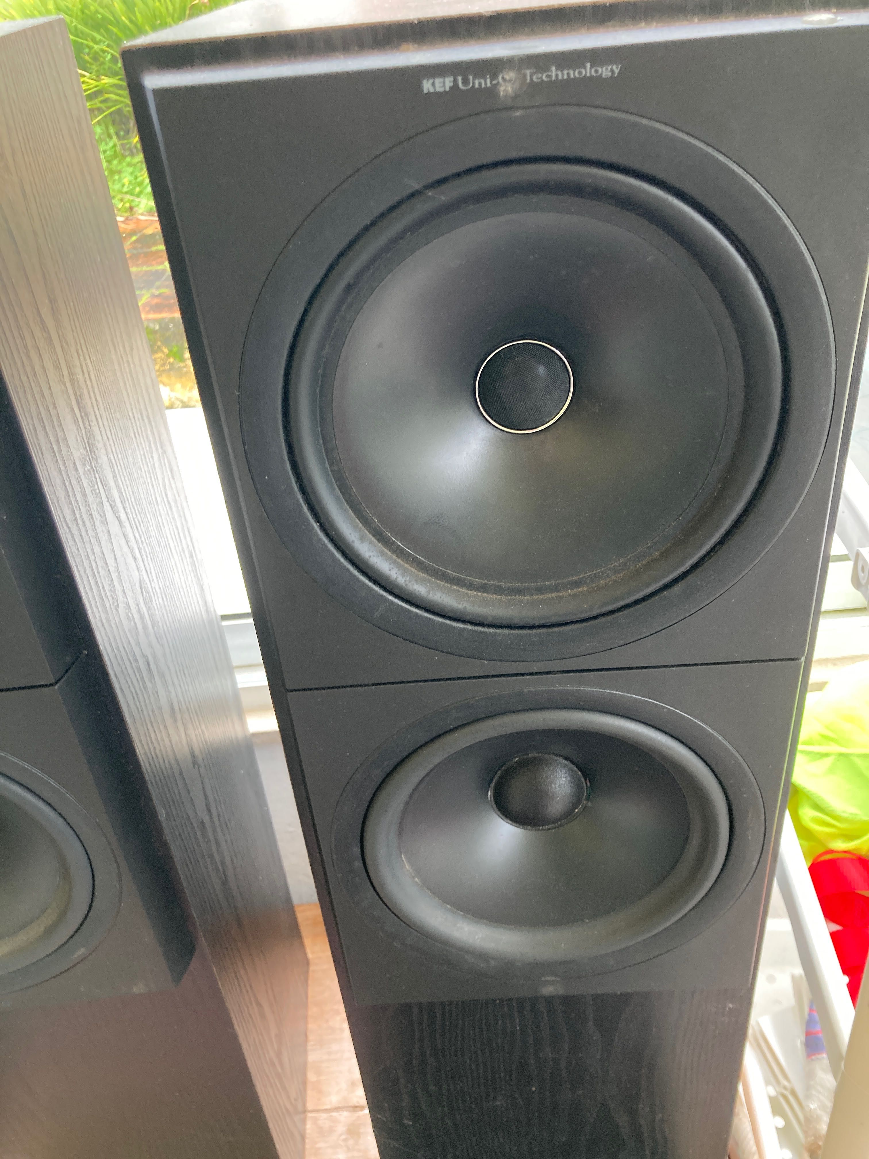Colunas Kef Q80 Qseries