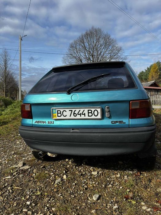 Опель астрп ф 1,6 газ бензин